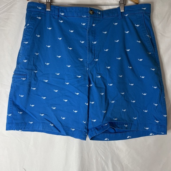 Boca Classic Blue Sharks Print Men's Size 40 Blue Fishing‎ Themed Shark - Picture 1 of 9